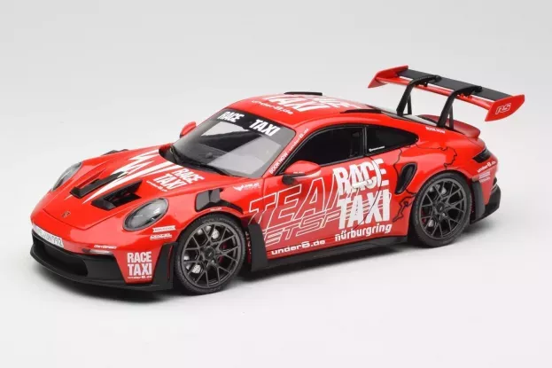 Minichamps Porsche 911 992 Gt3 Rs Coupe Getspeed Race Taxi Nurburgring 2024 1:18 110062040